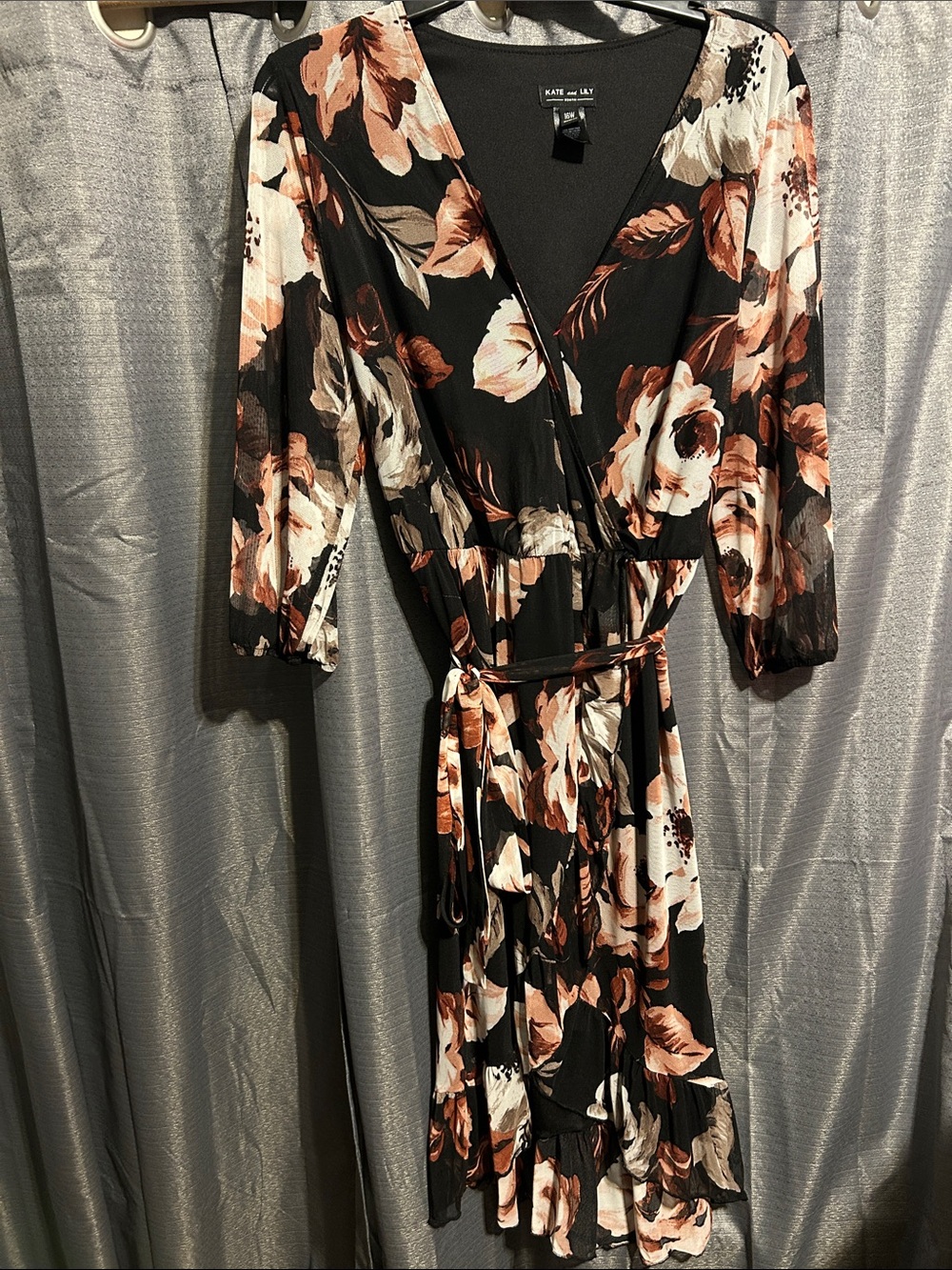 KATE AND LILY Black Floral Midi Wrap Dress